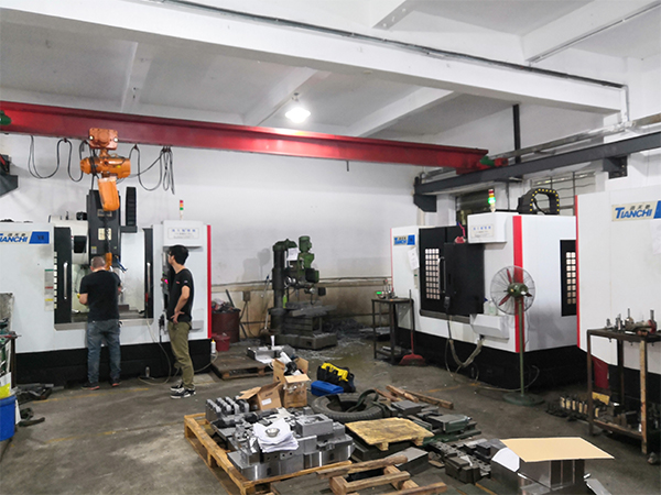 cnc立式加工中心 cnc立式加工中心